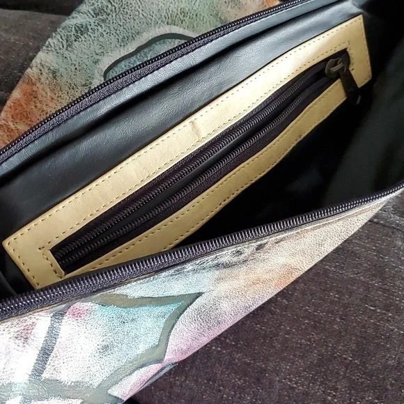 VINTAGE 80S 90s LARGE WRISTLET BAG CONTEMPORARY HAND PAINTED LEATHER BRIT Signed - Picture 9 of 11